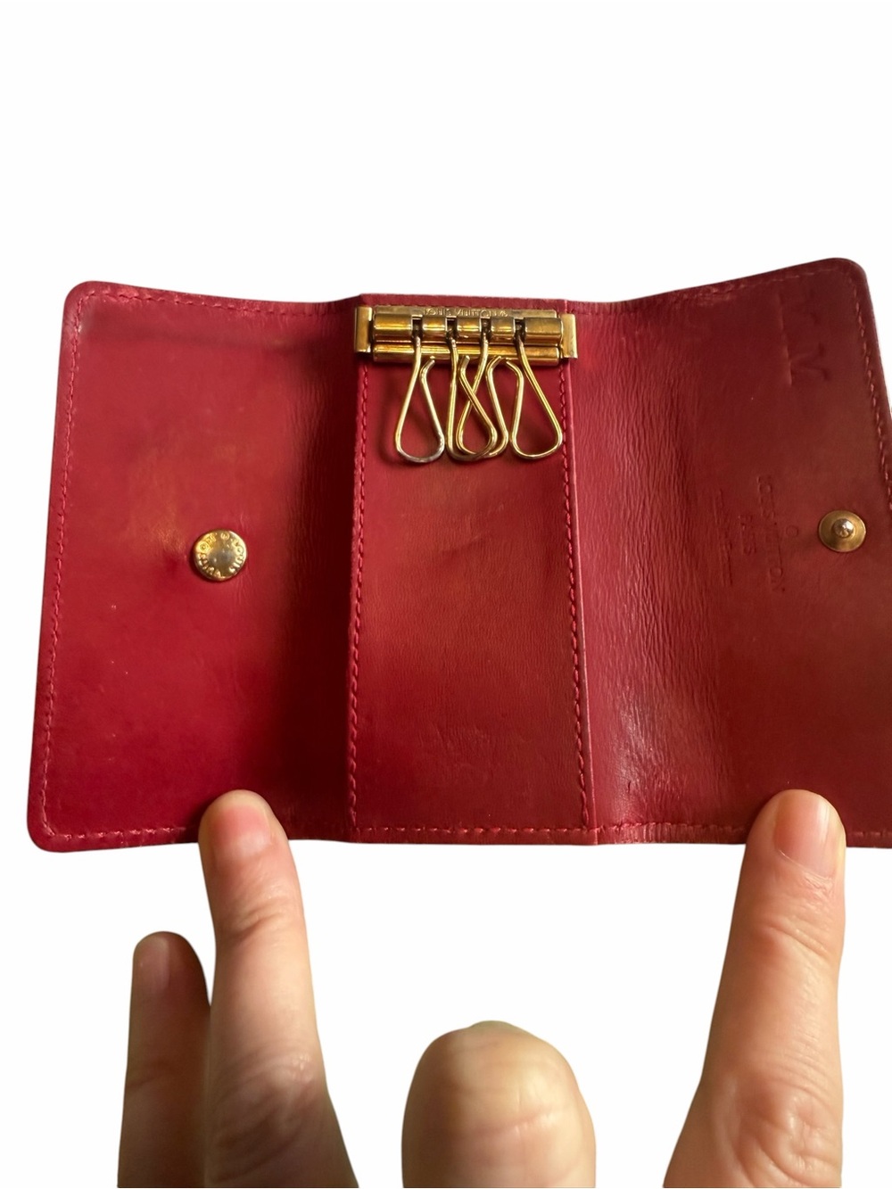 Authentic Louis Vuitton Red Vernis Monogram Key & Card Holder - Picture 6 of 6